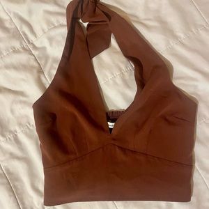 abercrombie & fitch deep v halter top 🤎